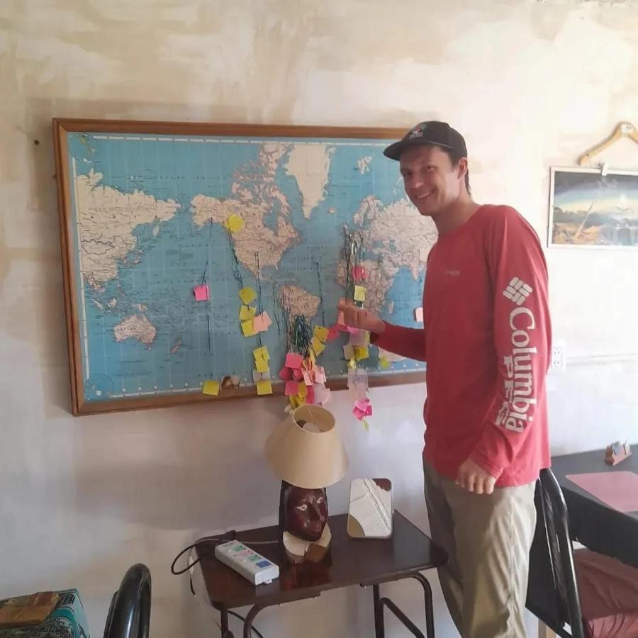 Hostel La Casa Del Patio Bb Баїя-Бланка Екстер'єр фото