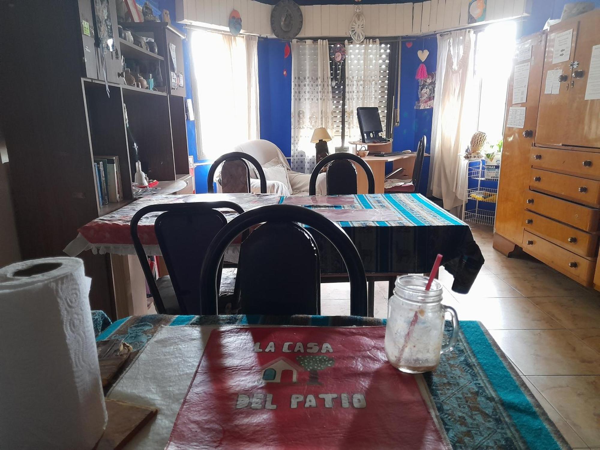 Hostel La Casa Del Patio Bb Баїя-Бланка Екстер'єр фото
