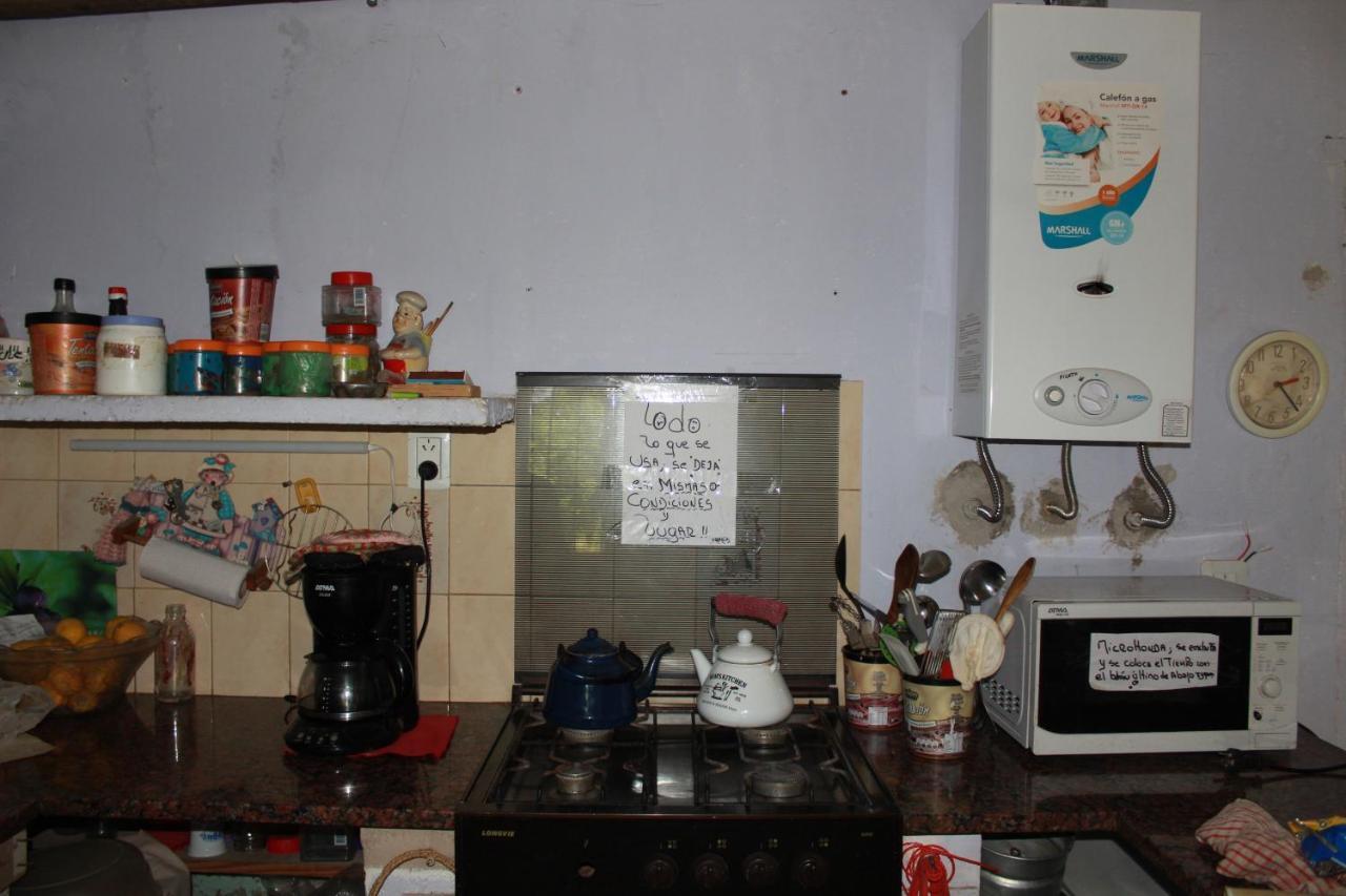 Hostel La Casa Del Patio Bb Баїя-Бланка Екстер'єр фото