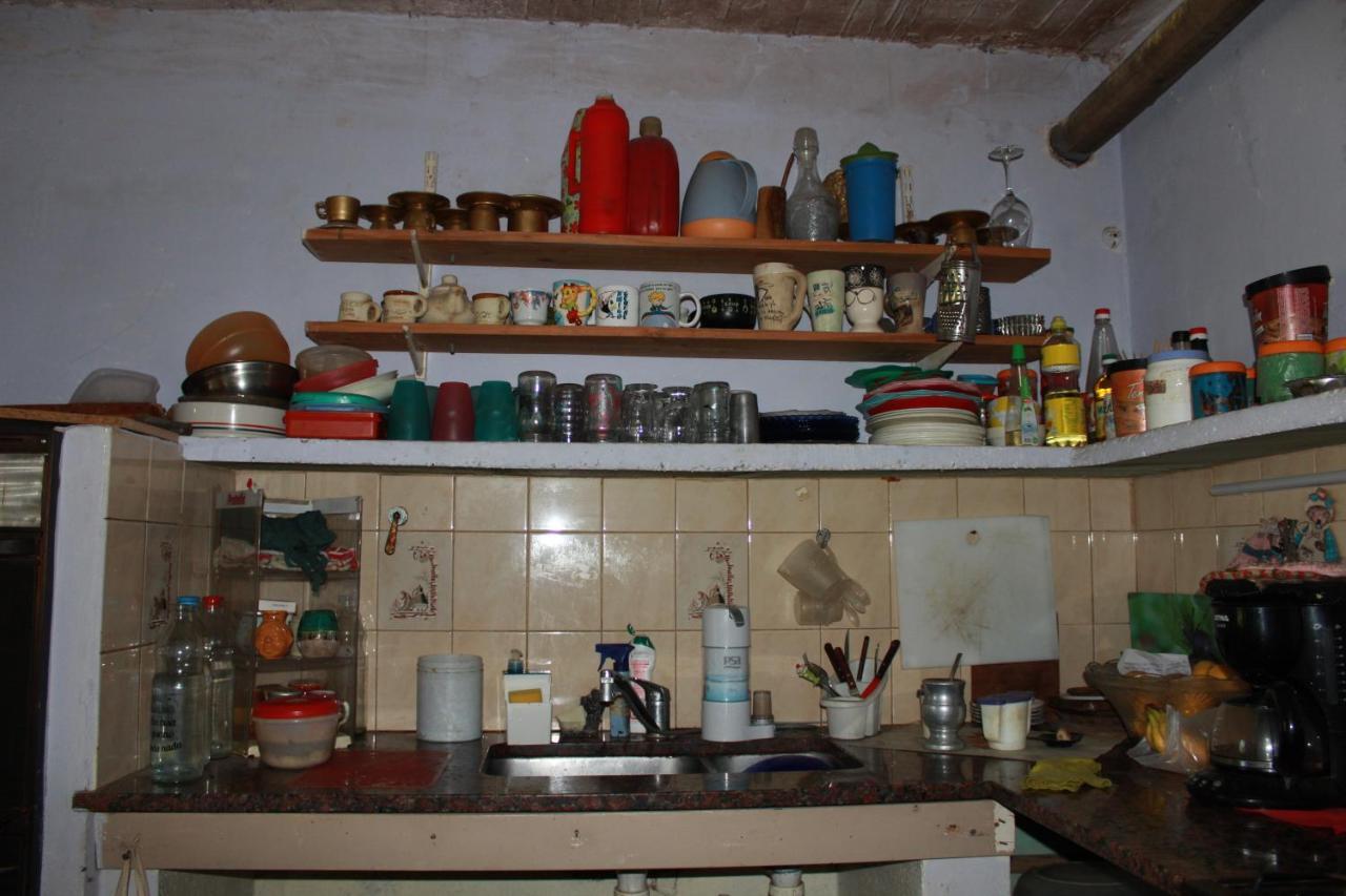 Hostel La Casa Del Patio Bb Баїя-Бланка Екстер'єр фото